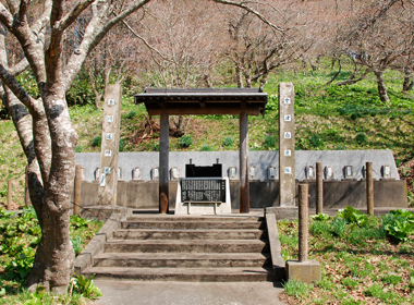 白虎隊玉川遙拝所