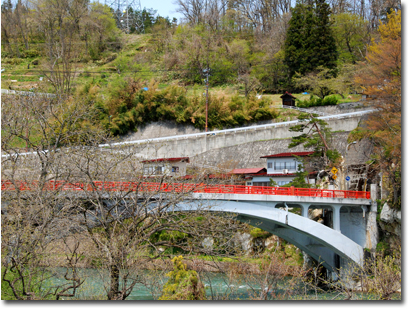 臥龍橋